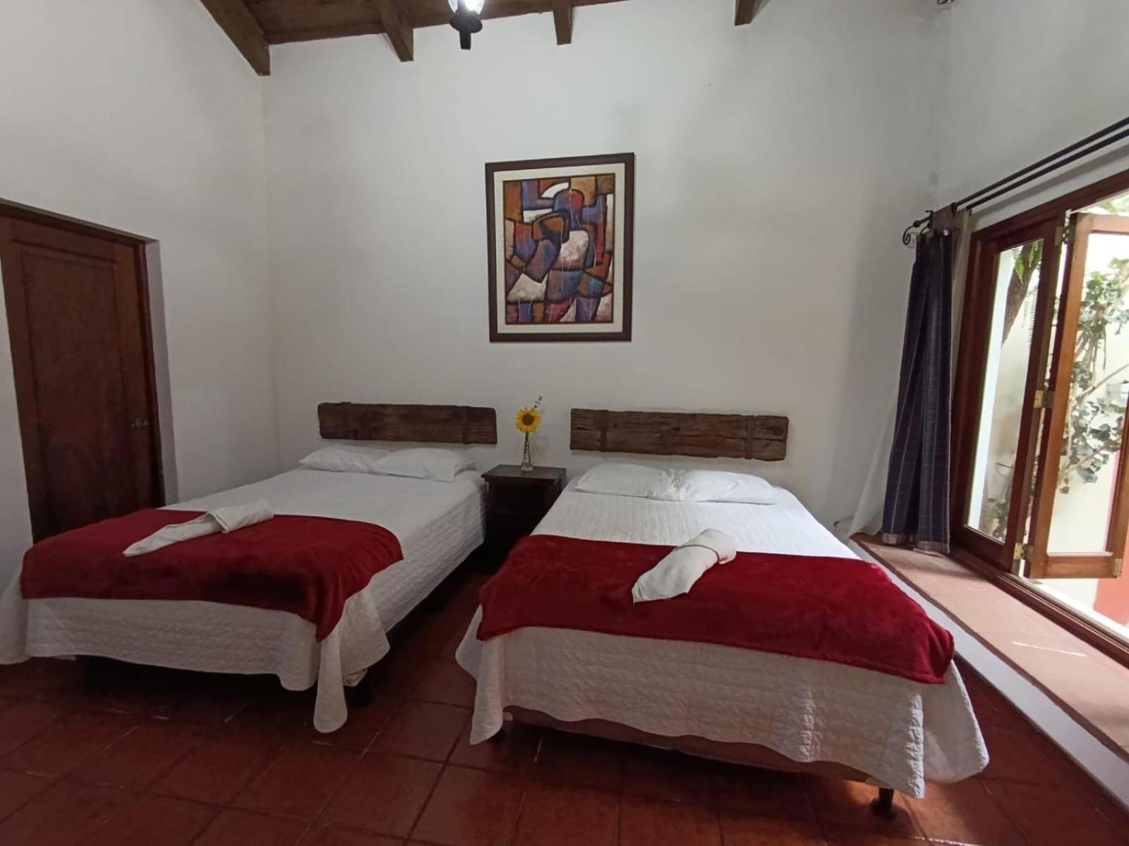 Donde Lico Hotell Antigua Exteriör bild