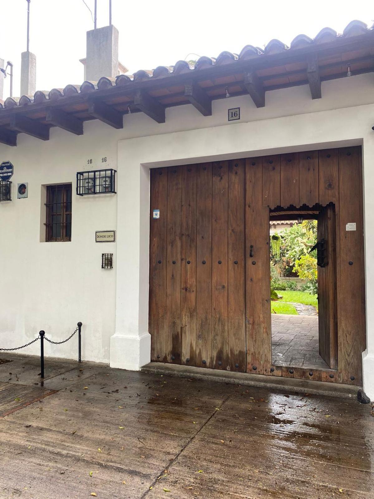 Donde Lico Hotell Antigua Exteriör bild